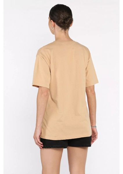 Kadın Yazı Baskılı Taşlı Bisiklet Yaka Tişört P-00017582 modelleri