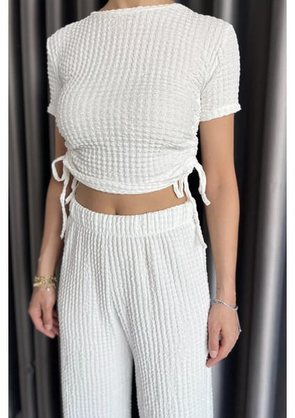 Kadın Kendinden Desenli Yan Büzgülü Bluz Pantolon Ikili Takım P-00017568 fırsatları