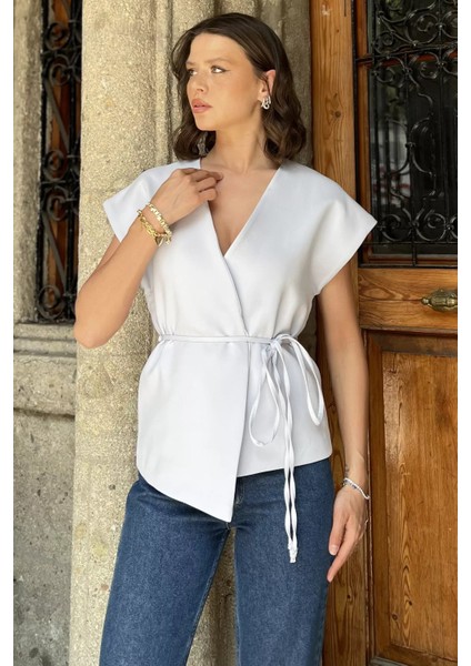 Kadın Kruvaze Yaka Bel Bağlama Detaylı Astarlı Yelek P-00017526
