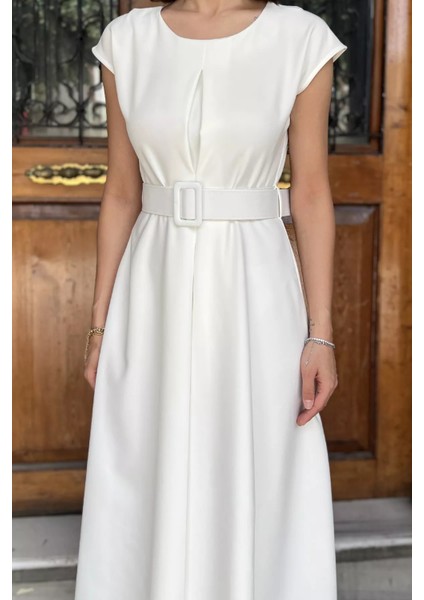 Pileli Sıfır Kol Kemerli Kiloş Elbise P-00017486 indirimleri