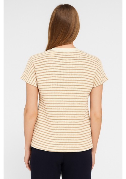 Kadın Bej Beyaz Çizgili V Yaka Kısa Kollu Yazlık Triko T-Shirt , Bluz modelleri