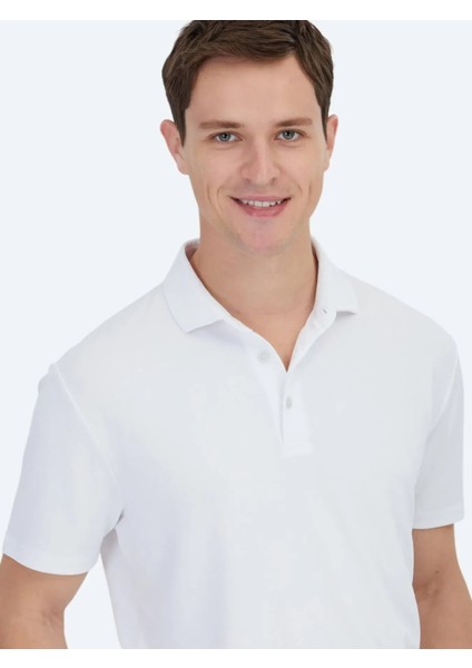 Beyaz Jakarlı Polo Yaka T-Shirt modelleri