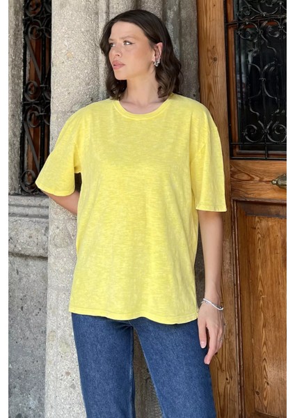 Kadın Bisiklet Yaka Oversize Tişört P-00017495 fiyatları