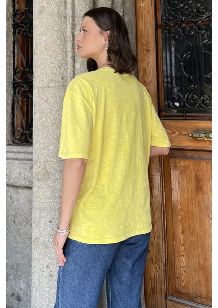 Kadın Bisiklet Yaka Oversize Tişört P-00017495 modelleri