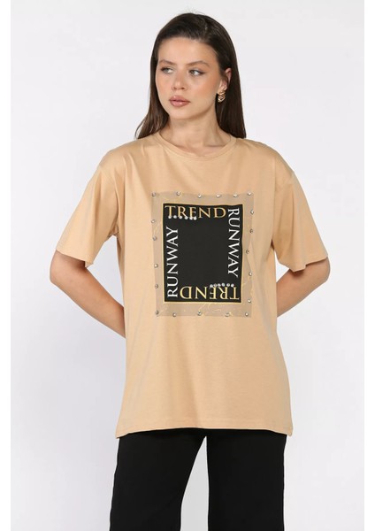 Kadın Bisiklet Yaka Baskılı Taşlı Tişört P-00017449 fiyatları