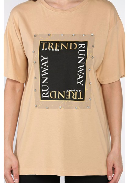 Kadın Bisiklet Yaka Baskılı Taşlı Tişört P-00017449 fırsatları