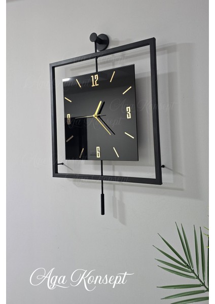 Modern Siyah Kare Duvar Saati, Şık ve Sade Tasarım, Metal Yapım, Sarkaçlı Model