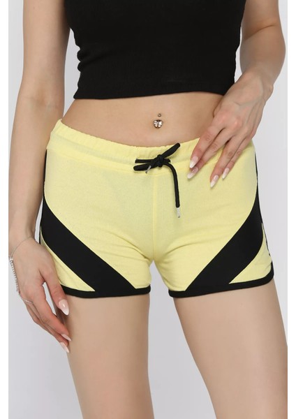 Biyeli Kadın Baskılı Mini Şort P-00017288