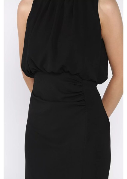 Drapeli Ön Yırtmaç Detaylı Sıfır Kol Kadın Elbise P-00017476 fırsatları