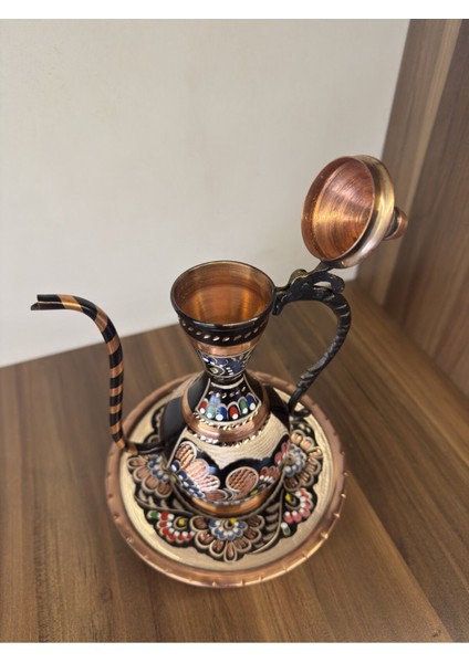 El Işlemeli Osmanlı Bakır Ibrik, Şık ve Zarif Süsleme Parçası, Siyah, 20X15 cm modelleri