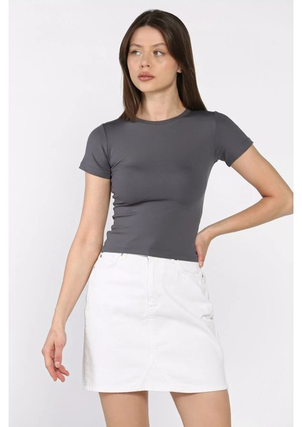 Kadın Bisiklet Yaka Likralı Modal Kumaş Crop Top Bluz P-00016175