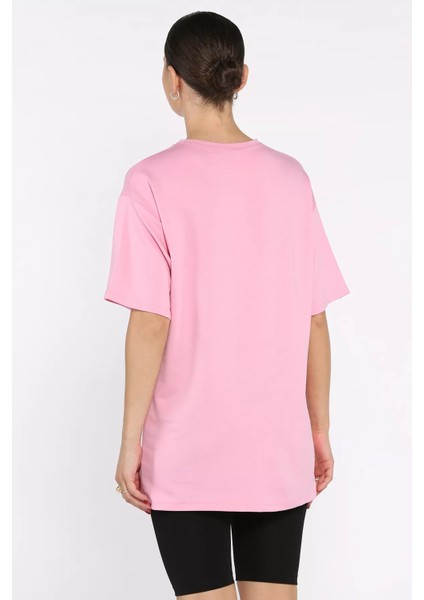 Kadın Bisiklet Yaka Kalp Nakışlı Salaş Tişört P-00016799 modelleri