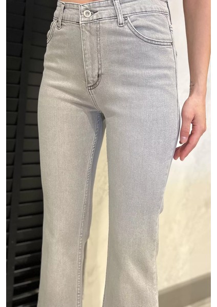 Kesik Paça Yüksek Bel Kadın Jean Kot Pantolon P-00015016 fırsatları