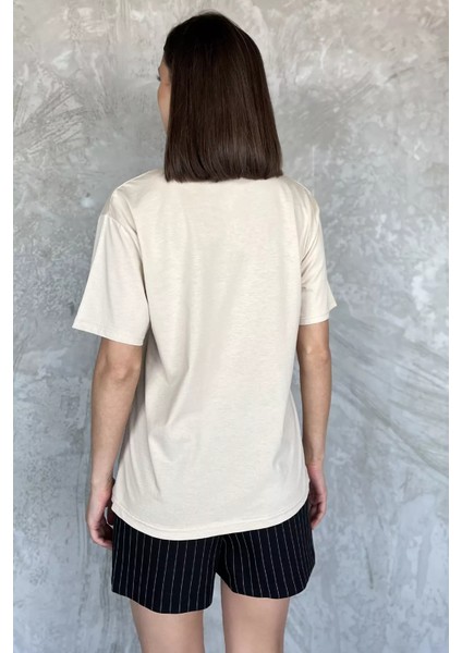 Bisiklet Yaka Baskılı Taşlı Kadın Tişört P-00017448 fiyatları