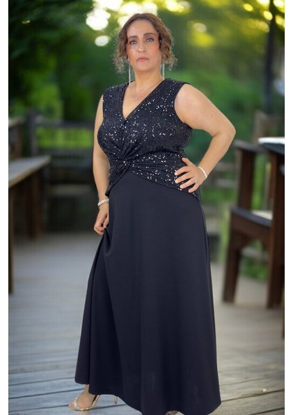 Kruvaze Kesim Pul Payet Detaylı Kloş Kesim Duble Krep Etek Büyük Beden Abiye Elbise fiyatları