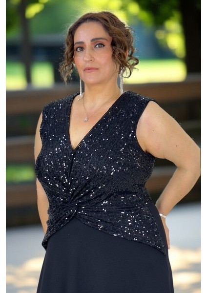 Kruvaze Kesim Pul Payet Detaylı Kloş Kesim Duble Krep Etek Büyük Beden Abiye Elbise indirimleri