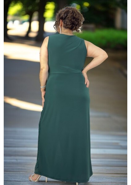 Kruvaze Kesim Payet Detaylı Sandy Kumaş Drapeli Büyük Beden Japone Kol(Kolsuz) Abiye Elbise fiyatları