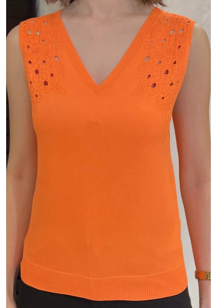 Kadın V Yaka Sıfır Kol Triko Bluz P-00017017 fırsatları