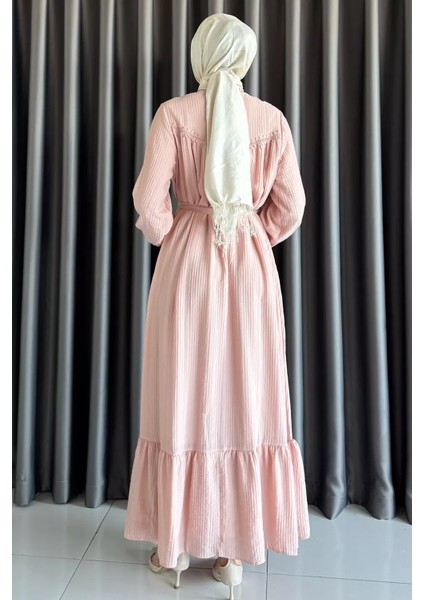 Boydan Düğmeli Fırfırlı Bel Kuşak Detaylı Tesettür Elbise P-00017561 fırsatları