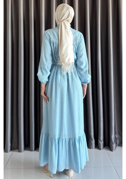 Boydan Düğmeli Fırfırlı Bel Kuşak Detaylı Tesettür Elbise P-00017561 fırsatları