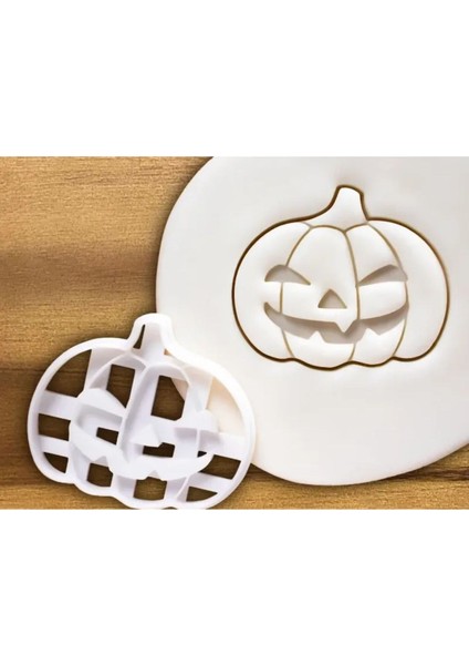 Halloween Kabak Kurabiye Kalıbı (Jack O' Lantern) – Korkunç ve Eğlenceli Tasarım