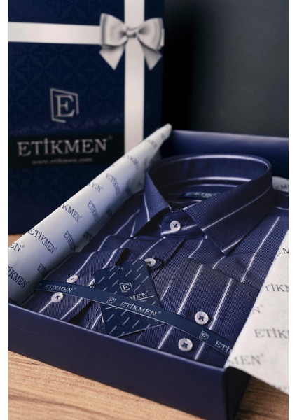 Lacivert Beyaz Çizgili Slimfit Erkek Gömlek fırsatları