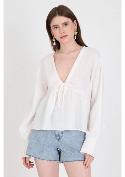 Beyaz %100 Pamuk V Yaka Ön Bağlama Detaylı Bluz 4784A