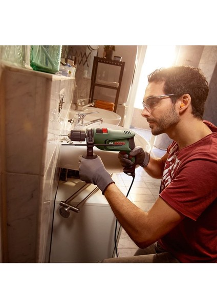 Darbeli Matkap 600W Anahtarsız Mandren ile 15 Parça Uç Seti ile Birlikte fırsatları