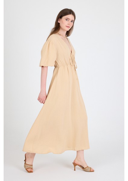Bej %100 Pamuk Ön Bağlama Detaylı Midi Elbise 4785A fiyatları