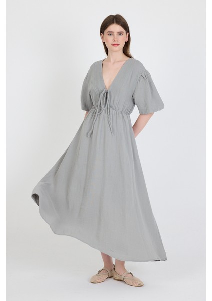 Gri %100 Pamuk Ön Bağlama Detaylı Midi Elbise 4785A