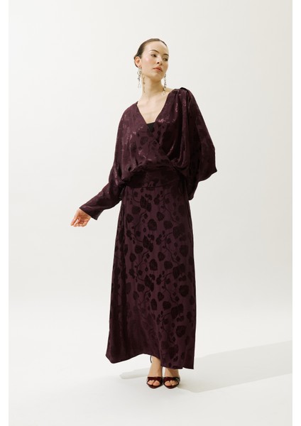 Jakarlı Saten Kimono Bordo fiyatları