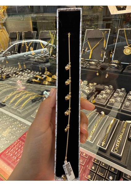 Kalp Sallantılı Altın Bileklik modelleri