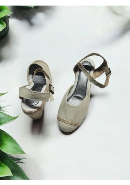 Dolgu Topuk Arkası Açık Hasırlı Keten Sandalet fiyatları