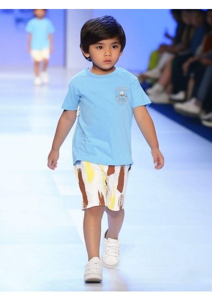 Erkek Bebek Desenli Şortlu Takım modelleri