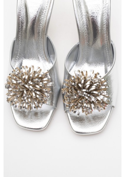 Shana Gümüş Çiçekli Kadın Ince Topuklu Terlik fiyatları
