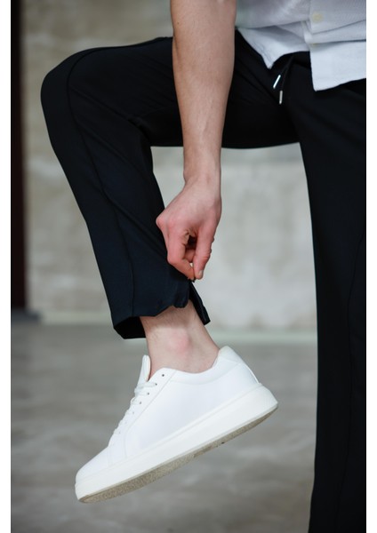 Erkek Siyah Renk Esnek Likralı Fermuar Detaylı Jogger Pantolon modelleri