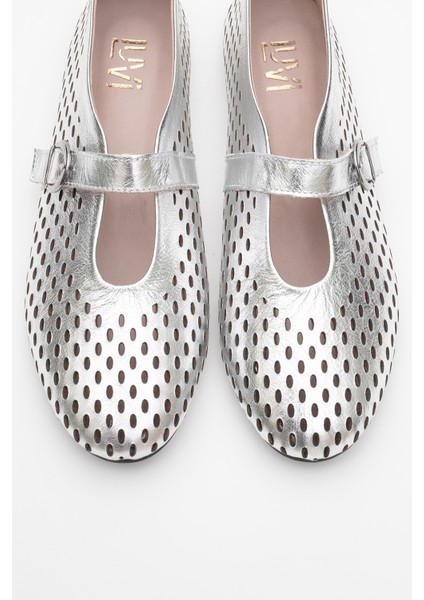 Arian Gümüş Hakiki Deri Delikli Kadın Babet Ayakkabı fiyatları