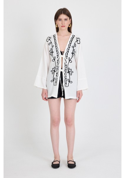 Beyaz Keten Görümümlü %100 Pamuk Işlemeli Kimono 4811A