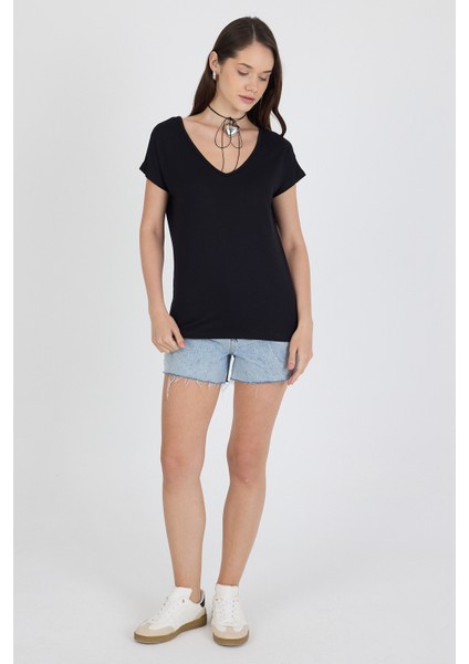 Ön Arka V Yaka Siyah Kadın T-Shirt 0003