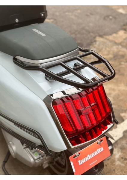 Lambretta x 125-250-300 Arka Çanta Taşıma Demiri * Siyah* / Friendship