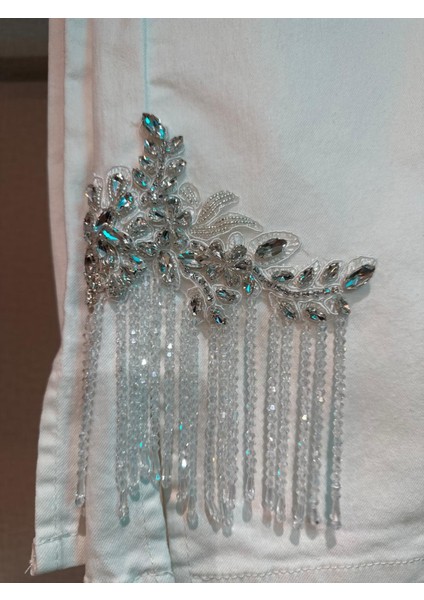 Paçası Işlemeli Jean Pantolon