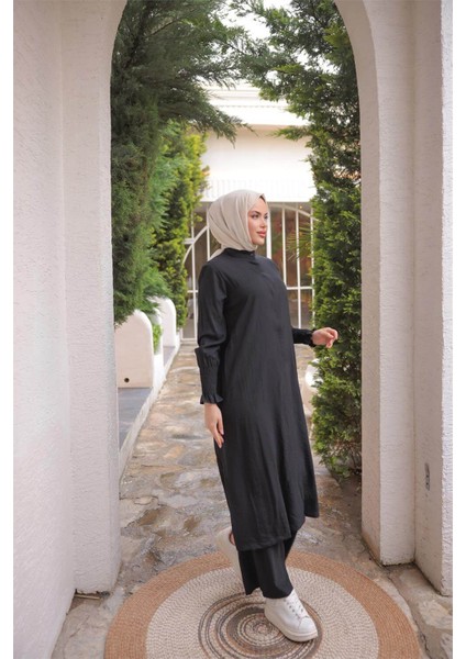 Düğmeli Yırtmaçlı Büzgü Kollu Uzun Tunik Ikili Tesettür Eşofman Takımı - (38-46) - 71279 - Siyah modelleri