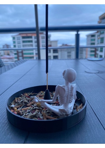 Siyah Meditasyon Tütsülüğü, Huzur ve Rahatlık Için Ideal Tasarım fiyatları