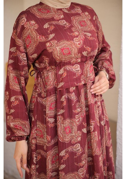 O Yaka Belden Bağcıklı Uzun Desenli Bol Rahat Elbise - (38-46) - 71287 - Bordo indirimleri