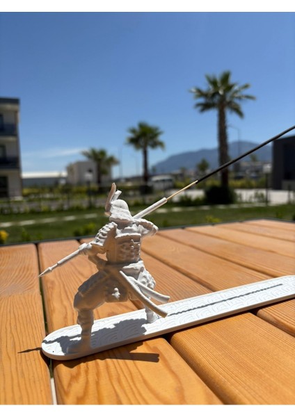Beyaz 3D Samuray Tütsü Tutucu, Dekoratif ve Şık Tasarım indirimleri