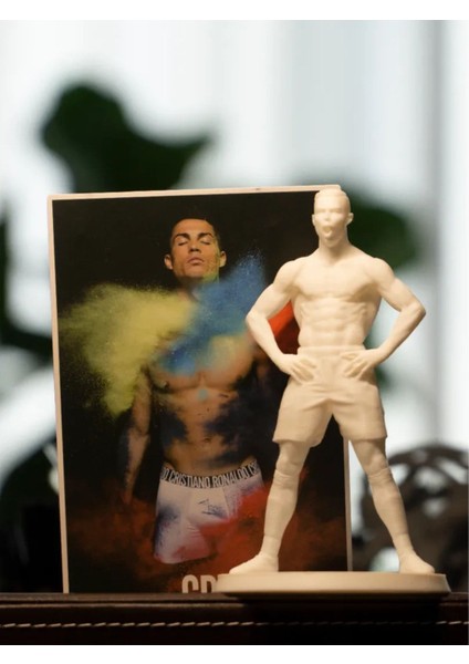 Kendin Boya Futbolcu Heykeli