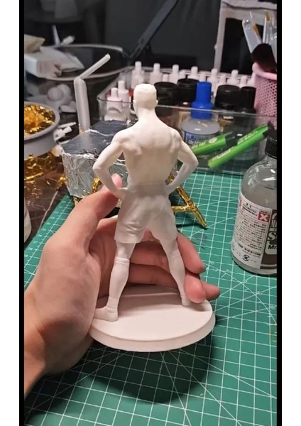 Kendin Boya Futbolcu Heykeli fırsatları