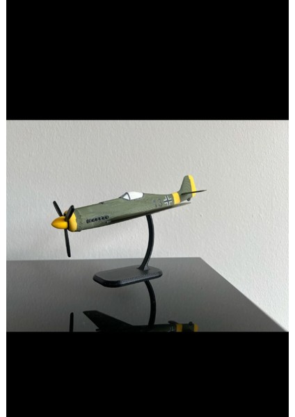 FV-190 Savaş Uçağı Maket Standlı modelleri