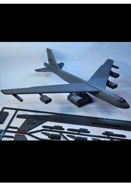 B-52 Uçak Kit Kart modelleri