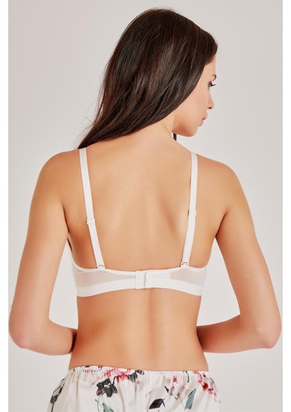 Kadın Balensiz Süngerli Ekru Sütyen C4T6N3O6 fırsatları